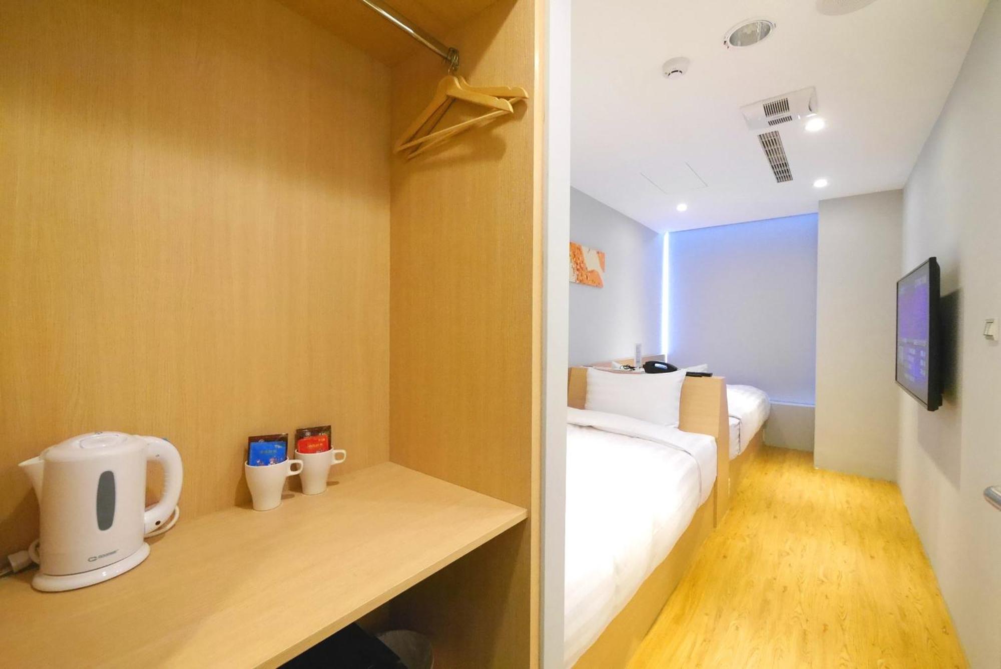 Shin Sei Bashi Hotel Taichung Rom bilde